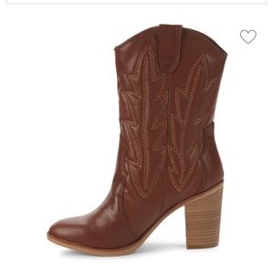 Mia Shanan Quilted Faux Leather Boots sz 9 New in Box